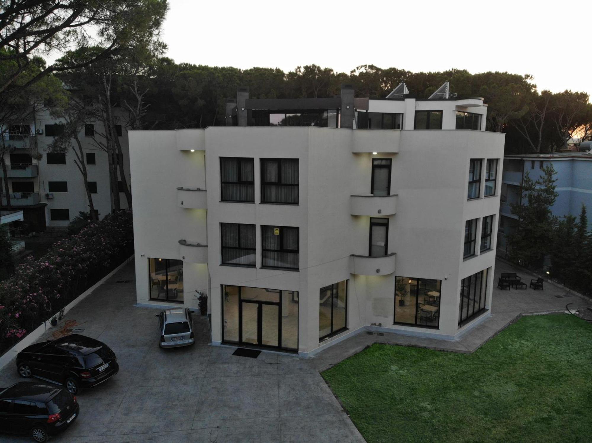 The Honeycomb Boutique Hotel Golem  Exterior foto
