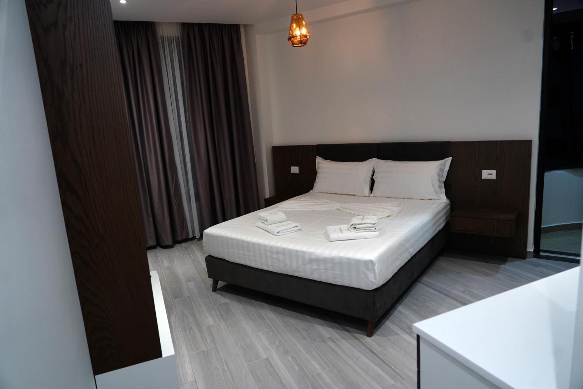 The Honeycomb Boutique Hotel Golem  Exterior foto